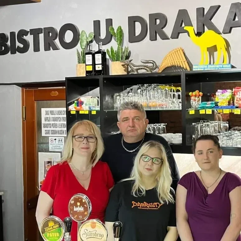 Tým Agentury smíchu a zábavy v Bistru U Draka